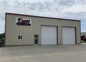 412 Chamber Drive - Anamosa